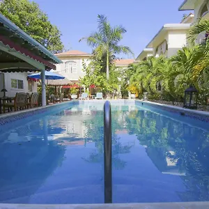rayon-hotel.hotelsnegriljamaica.com/